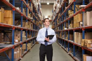 TRAINING ONLINE WAREHOUSE MANAGEMENT : OPERATION AND CONTROL